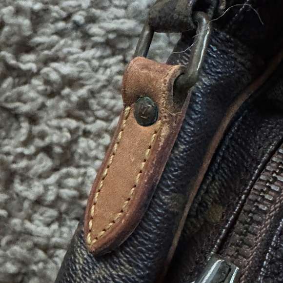 015 - Louis Vuitton‎ Monogram Crossbody Amazon Bag - Picture 13 of 14